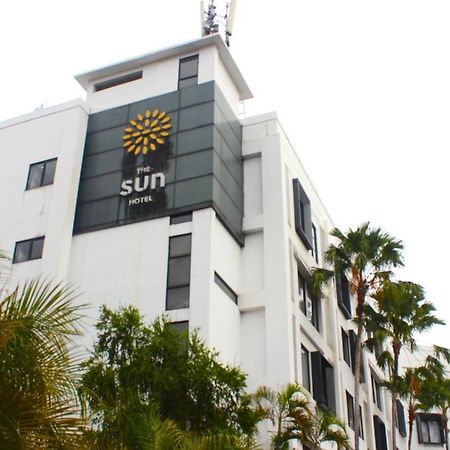 The Sun Hotel Сидоарджо Екстериор снимка