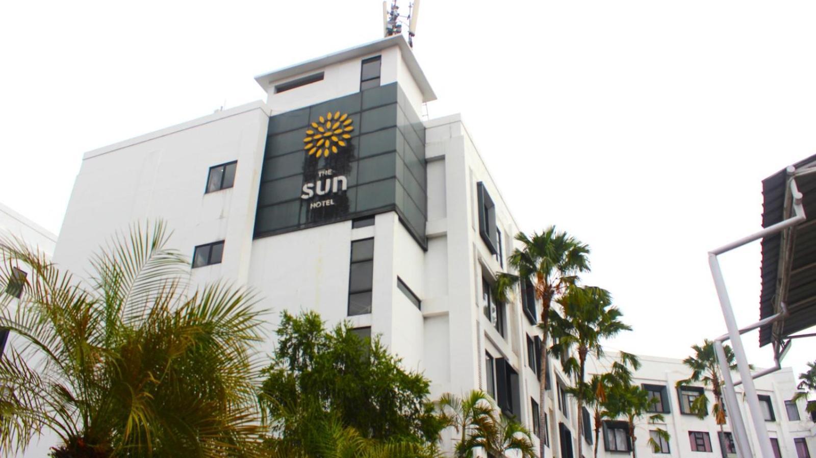 The Sun Hotel Сидоарджо Екстериор снимка